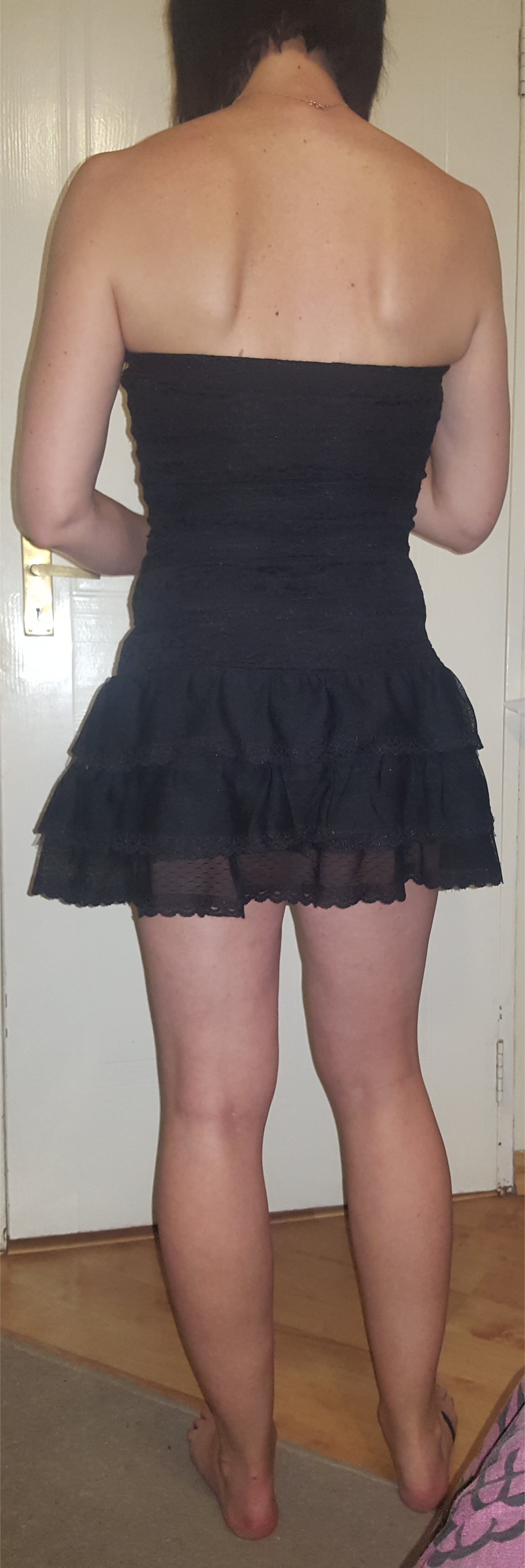 Sexy Amateur Wife with Beautiful Ass Wearing Minidress