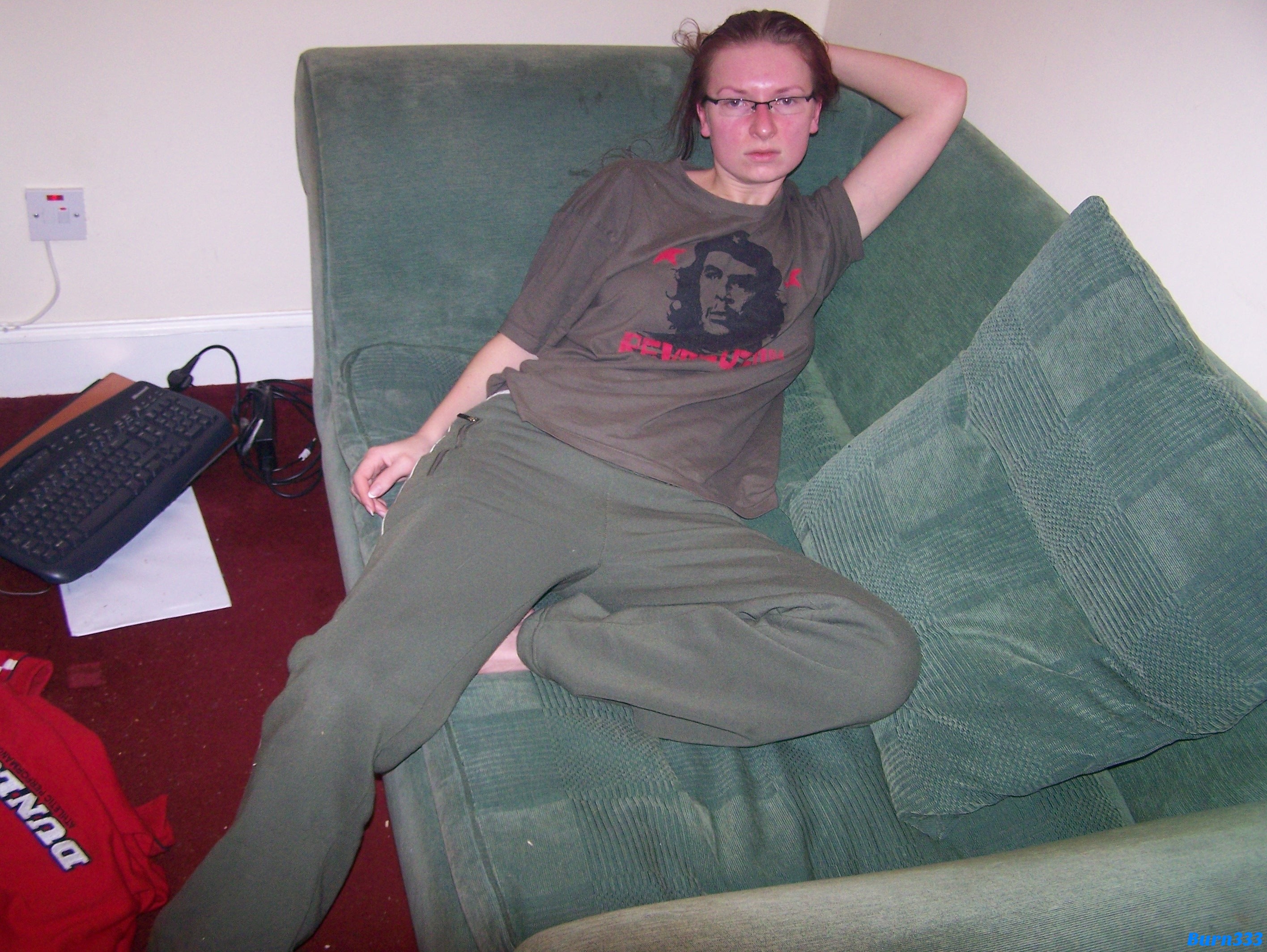 Amateur Shaved Brunette Wife Giving Blowjob